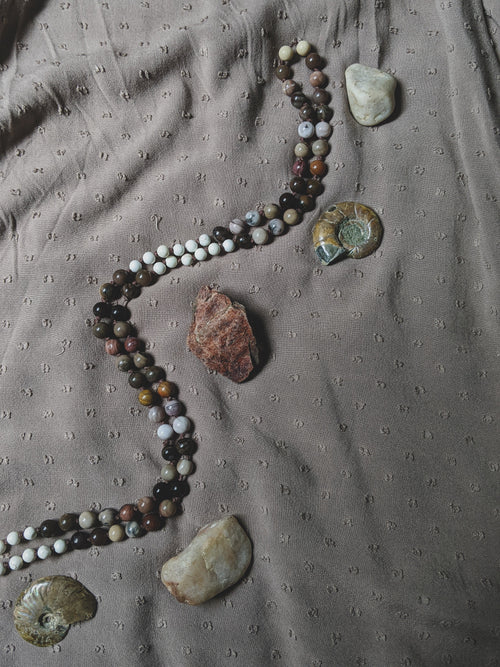 agate trail mala